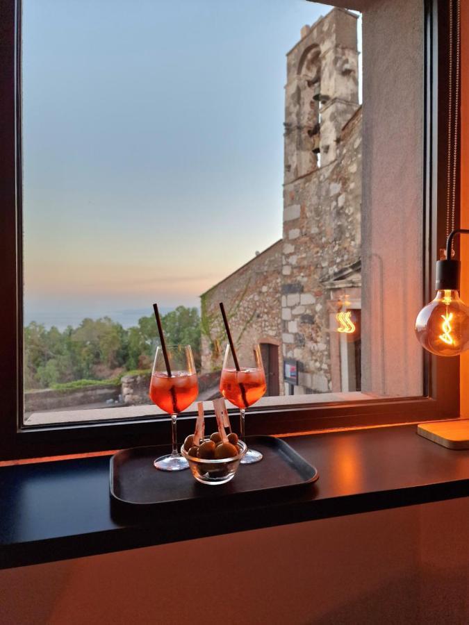 The White Domus Taormina Exterior foto